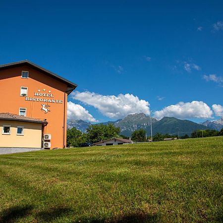 Hotel Ristorante Sagittario Feltre Buitenkant foto