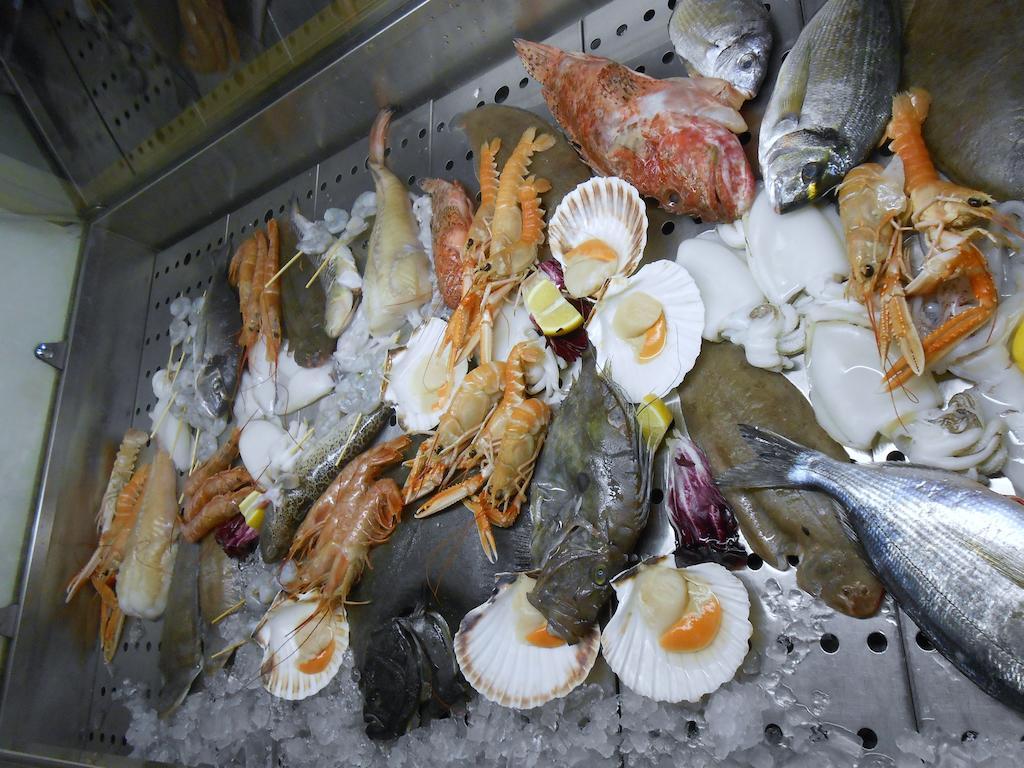 Hotel Ristorante Sagittario Feltre Buitenkant foto
